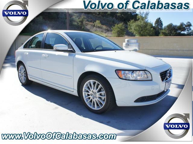 Photo of 2011 Volvo S40