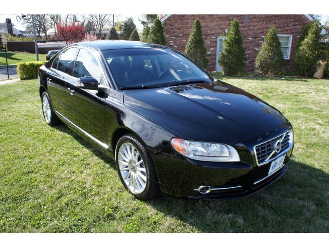Photo of 2011 Volvo S80