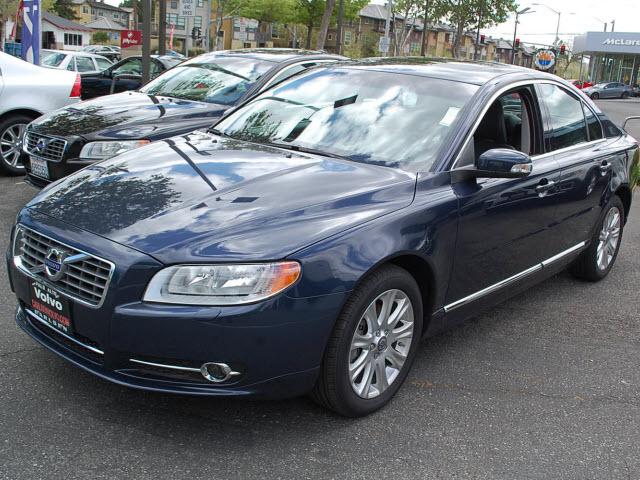 Photo of 2011 Volvo S80