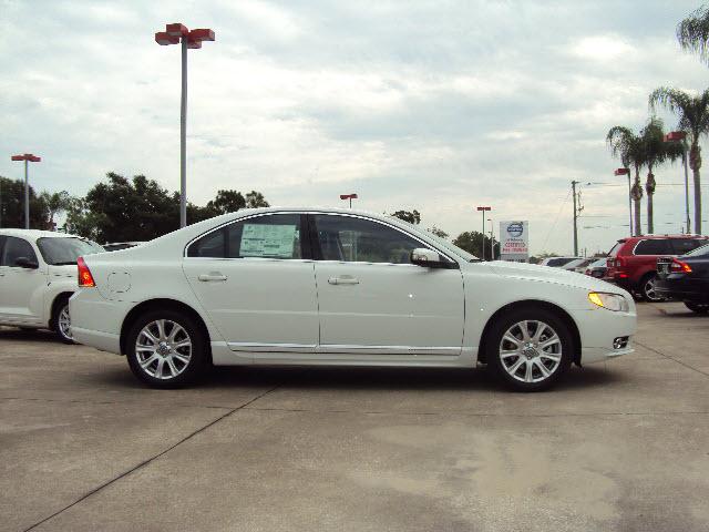 Photo of 2011 Volvo S80