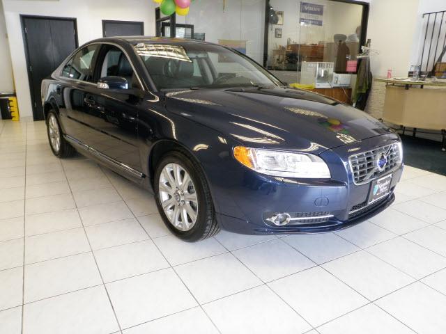 Photo of 2010 Volvo S80