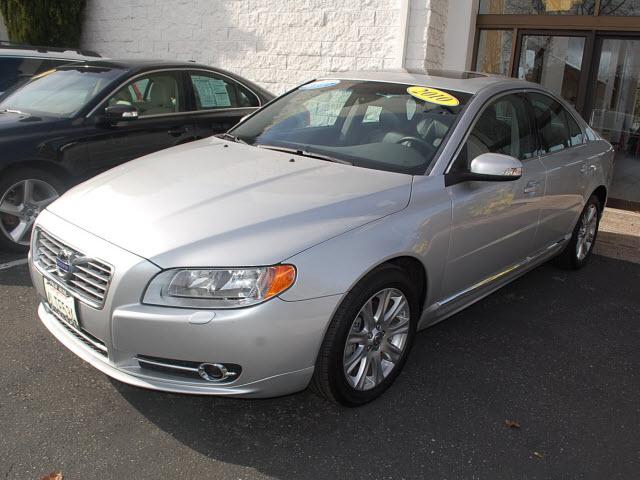 Photo of 2010 Volvo S80