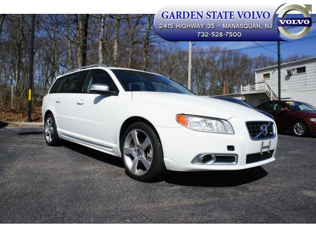 Photo of 2010 Volvo V70