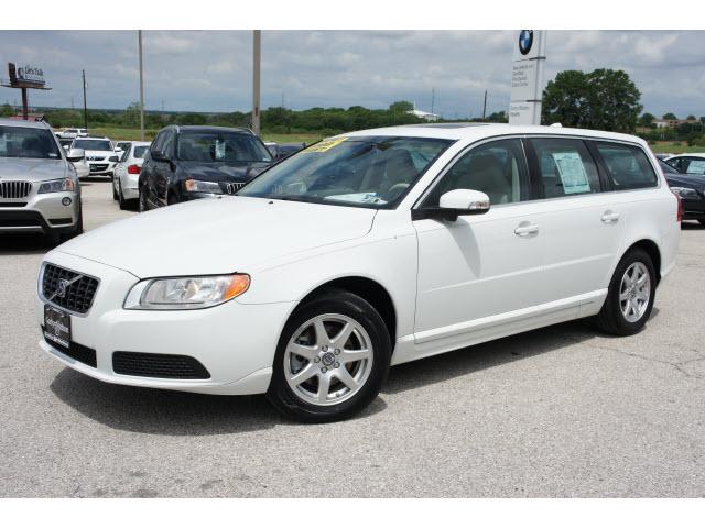 Photo of 2008 Volvo V70