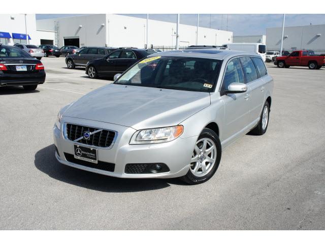 Photo of 2009 Volvo V70