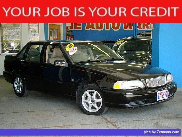 Photo of 1999 Volvo S70