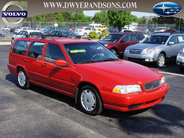 Photo of 1998 Volvo V70