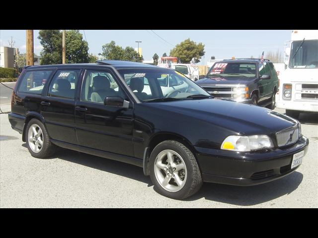 Photo of 1998 Volvo V70