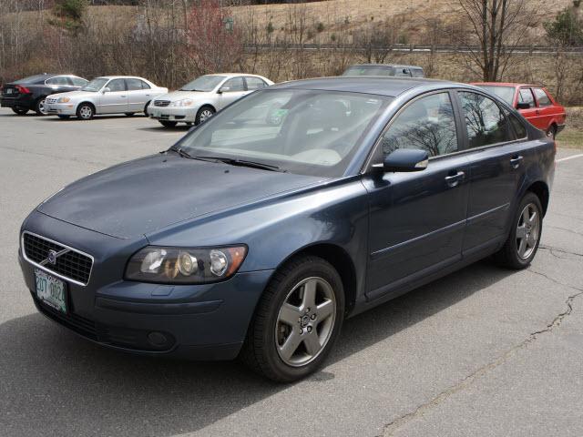 Photo of 2006 Volvo S40