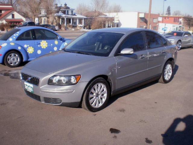 Photo of 2005 Volvo S40