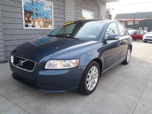 Photo of 2008 Volvo S40