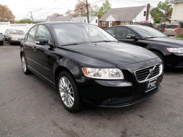 Photo of 2009 Volvo S40