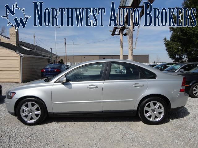 Photo of 2006 Volvo S40