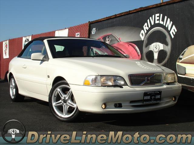 Photo of 2000 Volvo C70