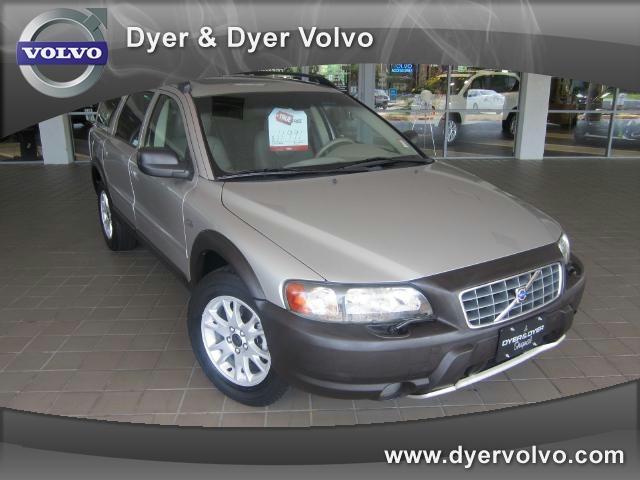 Photo of 2004 Volvo V70