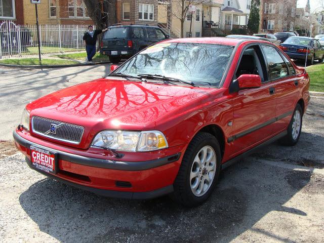 Photo of 2000 Volvo S40