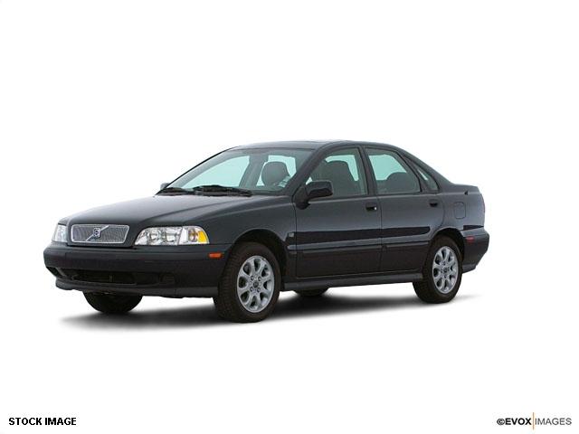 Photo of 2000 Volvo S40