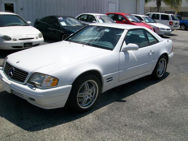 Photo of 2000 Mercedes-Benz SL-Class
