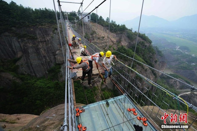 10 - courtesy of China News