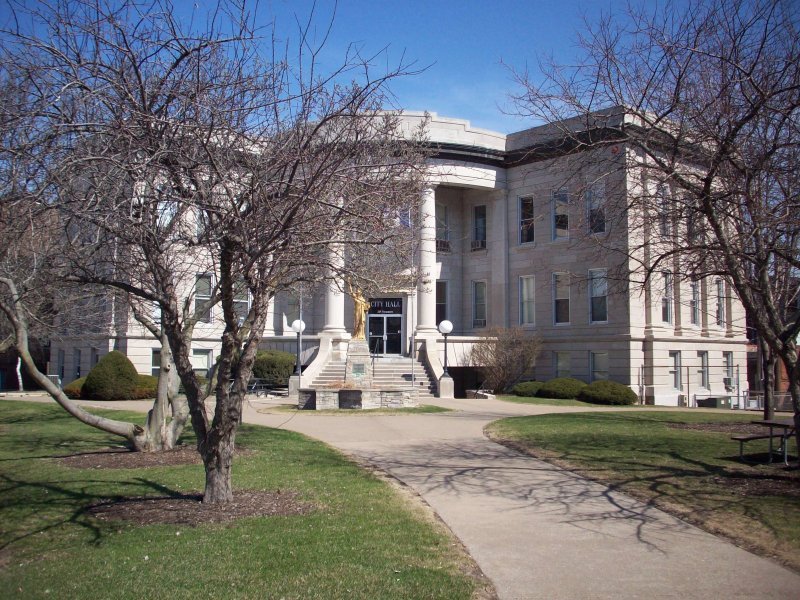 Muscatine City Hall 1