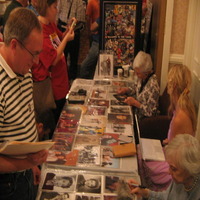 Autographs_big_thumb