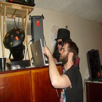 37_room_parties_big_thumb