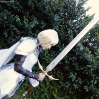 Clare_-_claymore_big_thumb