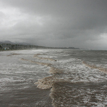 Santa Barbara Storm Photos (or 'snow, waves, dirt')