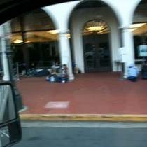 Mobile Post: Santa Barbara Apple store 7AM Saturday