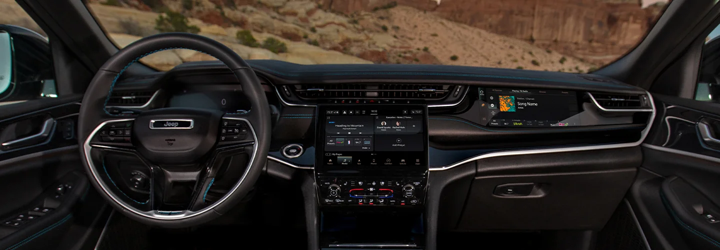 2025 Jeep Grand Cherokee interior image