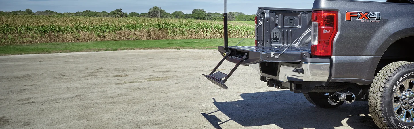 tailgate 2025 Ford F250 Super Duty