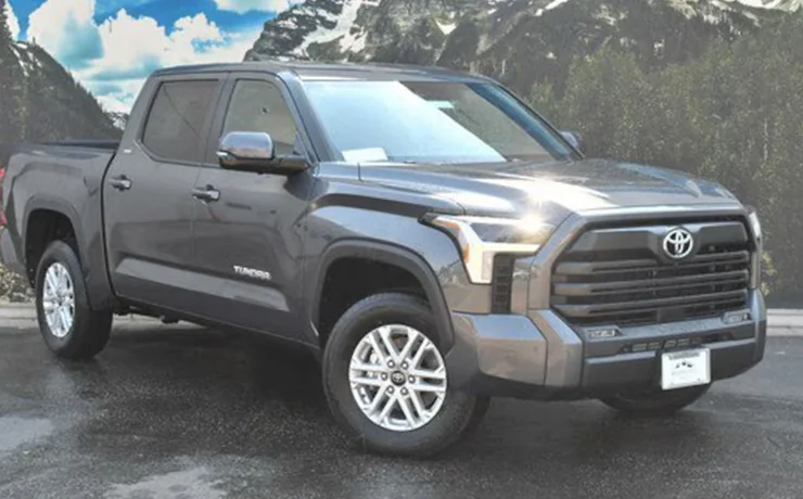 2026 Toyota Tundra CrewMax SR5