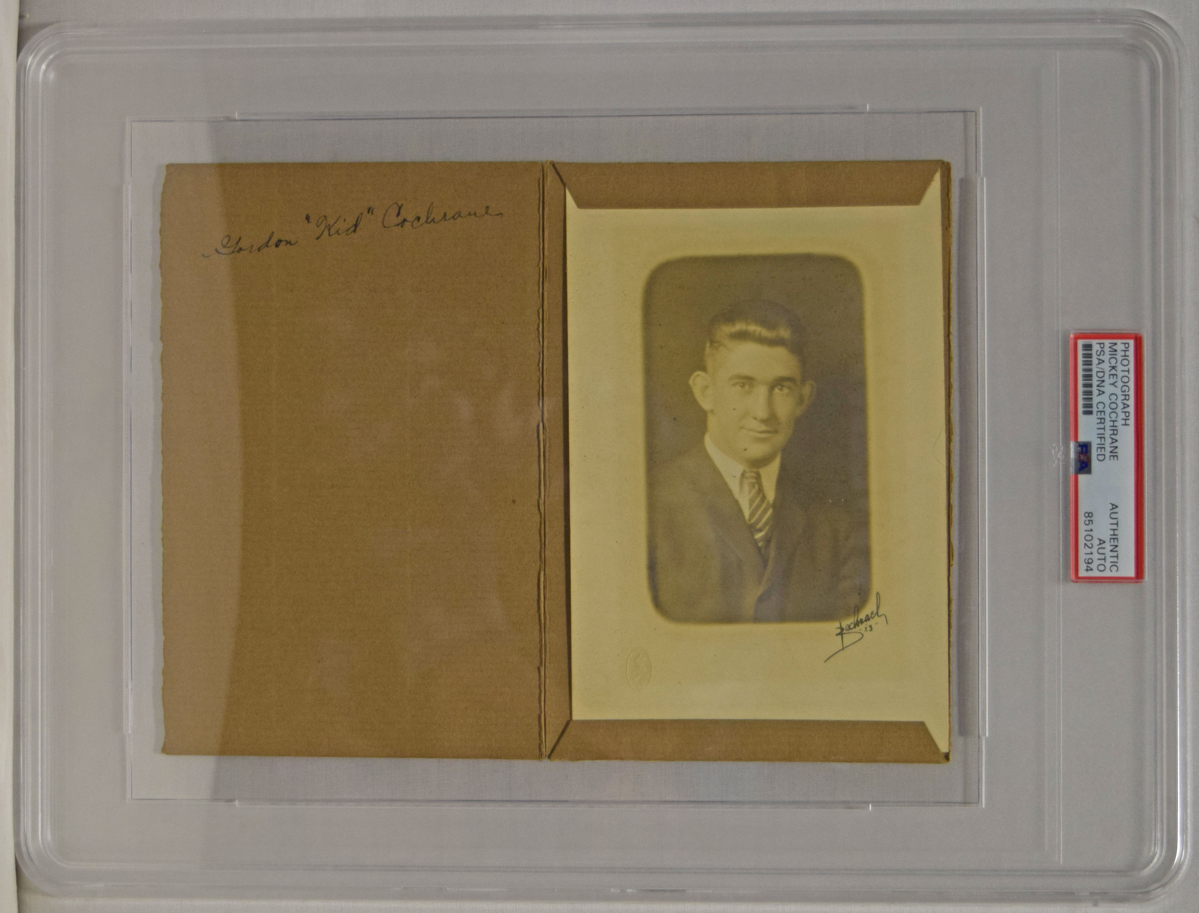 Photo  Cochrane, Mickey Extremely Rare Gordon Kid Cochrane Signed Photo 9