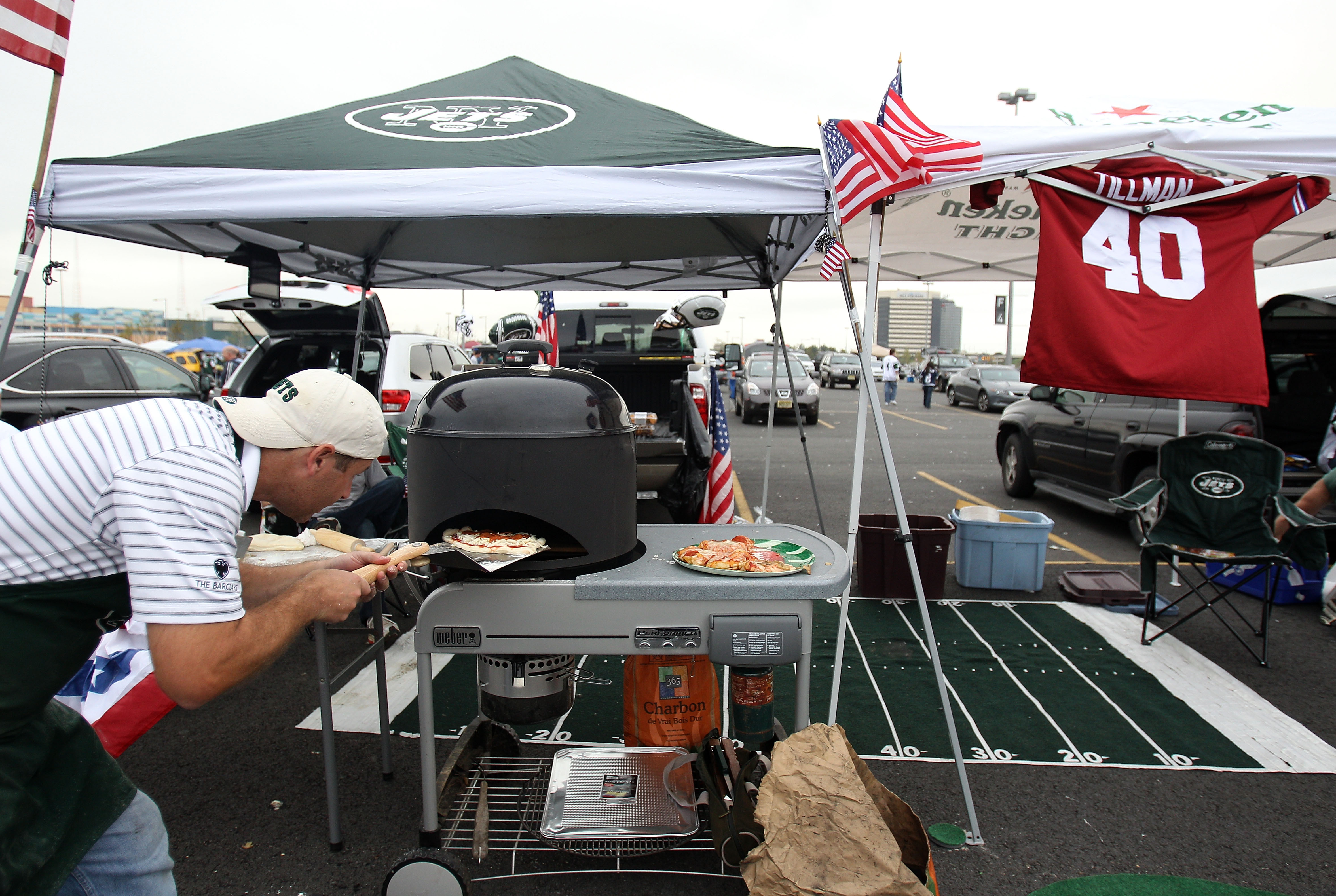 The Ultimate Tailgating Foods eHow