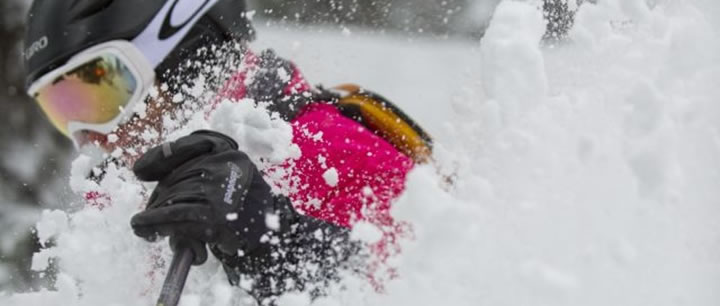 CMH Heli-Skiing; Women's Trips