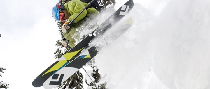CMH Heli-Skiing Snow Reports