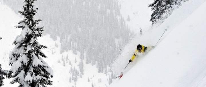 Short CMH Heli-Skiing Trips