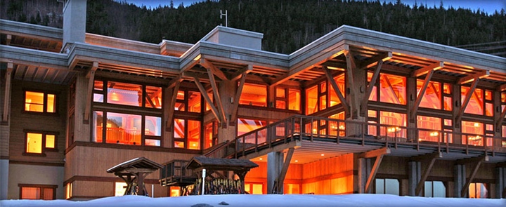 CMH Heli-Skiing Monashee Lodge