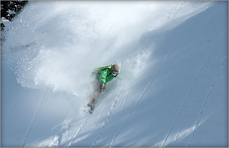 Heli-Snowboarding with CMH