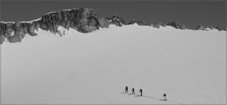 Ski Touring CMH Style: Helicopter assisted ski touring