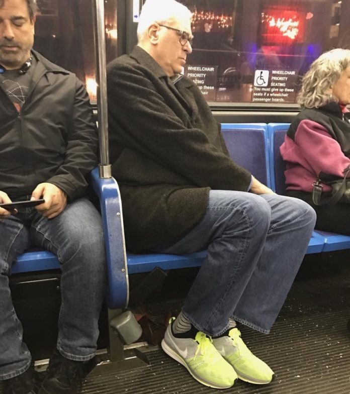 Phil-Jackson-Bus-696x784