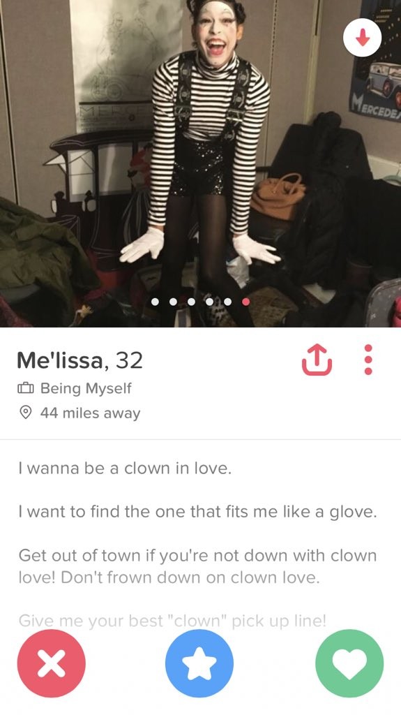 AC-ontheplussideifshesamimeshewonttalkmuchandyoucouldtrapherinanimaginarybox