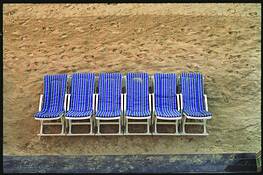Six_chairs