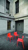 Chairs_near_the_mint