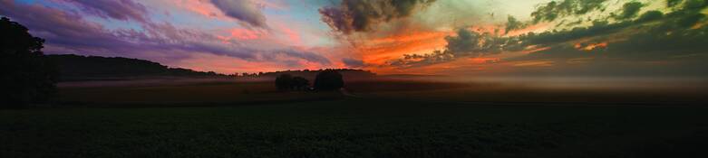 Pink_morning_panorama
