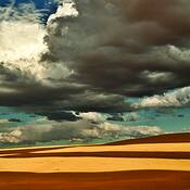 Autumn_sky_and_field