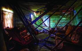 Fallen_ceiling