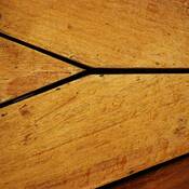 Boat_deck_in_the_rain