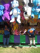 Canadian_carnival_workers_with_teddies