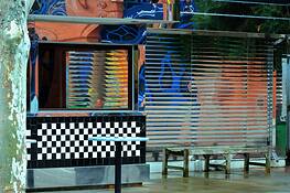 A_colorful_place_to_dine